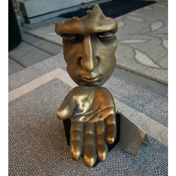 VITRUVIAN COLLECTION BLOWING A KISS INSPIRED BY LEONARDO DA VINCI VITRUVIAN MAN - Picture 2 of 12